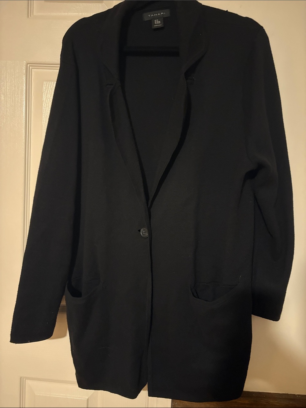 Tahari Black Single-Button Knit Blazer